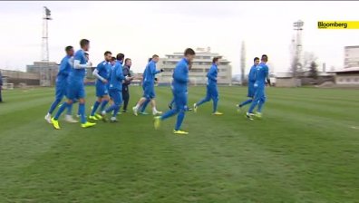 Левски тренира без Гикиевич и Гаджев