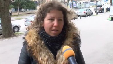Зов за помощ: Самотна майка от Русе се нуждае от средства за лечение в Турция