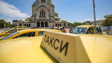 Такситата: Не можем да издаваме касови бонове в лева и евро, от 8 август сме извън закона