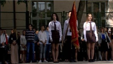 Шествия, концерти, гълъби и балони в небето: България празнува Деня на буквите