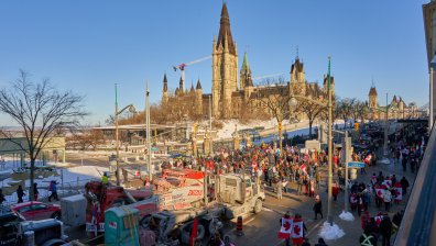 Джим Уотсън, кмет на Отава: Протестиращите са по-многобройни от полицаите