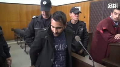 Пловдивският съд остави в ареста пияния шофьор, който премаза крака на полицай