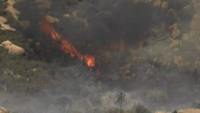 Поне 19 загинали пожарникари и 200 изгорели до основи къщи в Аризона