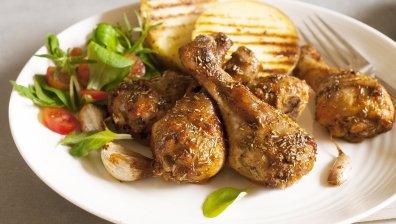 Сочно и вкусно - ето как да приготвим пилешки бутчета с чудна марината