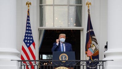 Тръмп: Нашата нация ще победи този ужасен китайски вирус