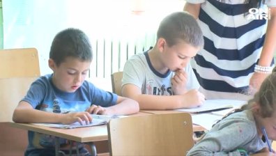 До три години: Учителите с три пъти по-високи заплати