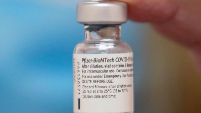 Pfizer иска Европа да плати за ваксини, които никога няма да бъдат произведени
