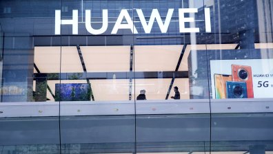 Huawei не преговоря с потенциални купувачи за 5G лиценз