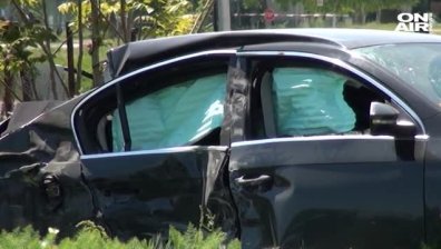 Момче и момиче в болница след удар с ТИР на пътя Карлово - Сопот