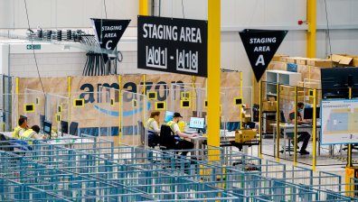 Неплатен отпуск за трудови злополуки: Служителите на Amazon се оплакват от болка или изтощение