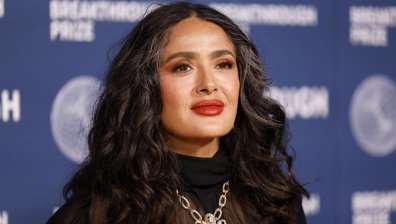 Салма Хайек на 52: Все така харизматична, красива и вдъхновяваща милиони по света