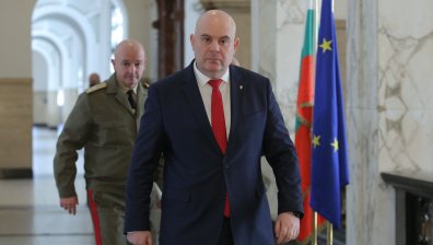 Гешев: Трябва да преминем в режим почти на военно положение!
