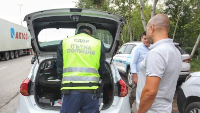 На път пияни и дрогирани - МВР хвана 43-ма шофьори за ден