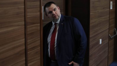 Пеевски за депутатите от "Възраждане": Не са мъже, а плюнки