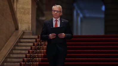 Денков към ГЕРБ: Не поемам ангажимент, докато не видя споразумението в писмен вид