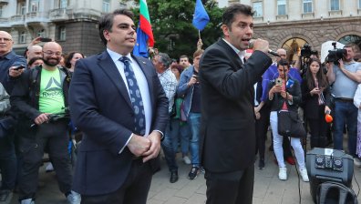 Кирил Петков предупреди ГЕРБ: Парламентът няма как да продължи по този начин