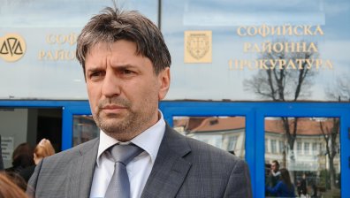 СДВР засили полицейското присъствие около летищата и обектите на САЩ и Израел