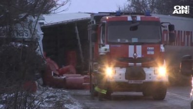 Челен удар между два турски ТИР-а и жертва на пътя Русе-Бяла