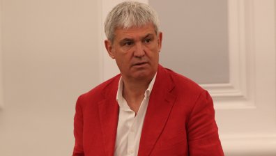 КНСБ: Търсим 300 млн. лева на фона на 74 млрд. лева