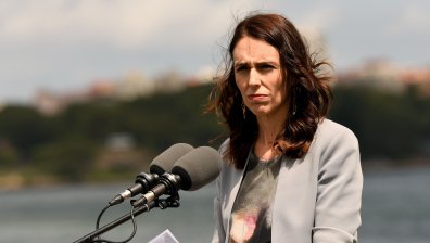 Нова Зеландия определено има много смел премиер (+ВИДЕО)