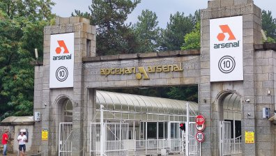 Държавата влиза на проверка в "Арсенал", нищят причините за смъртоносния взрив