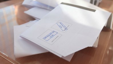 Изборен експерт: Връщането на хартиените бюлетини би върнало хаоса в изборите