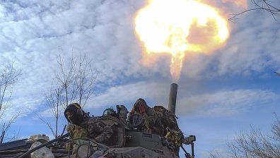 Русия обстрелва Запорожие, цели се в складове за боеприпаси и военна техника