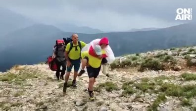 7-часова акция в Пирин - спасители носиха на ръце пострадала туристка през тежък терен