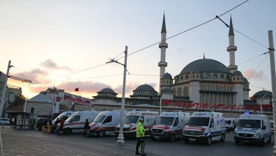 Мощен взрив разтърси Истанбул