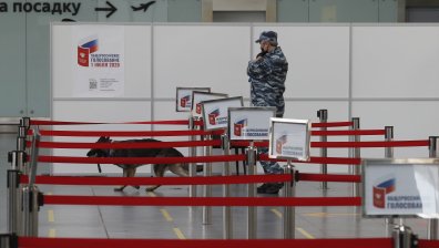 Вдигнаха изтребители заради летящ обект над Русия, прекъснаха обучения на ПВО