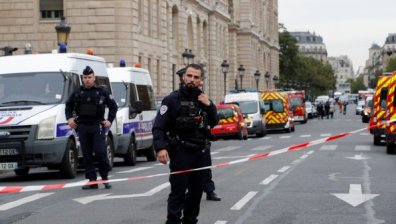 Мъжът, убил четирима полицаи в Париж - радикален ислямист