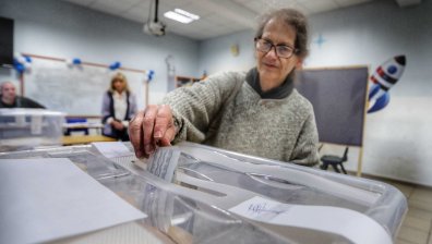 ЦИК при 88,09% обработени протоколи: ПП-ДБ си връща второто място в 9-партиен парламент