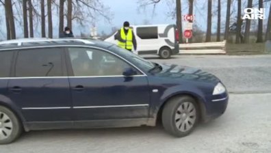 След отпадането на карантината в Банско започна струпване на автомобили (+видео)