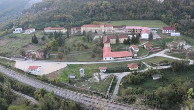 По 10 психично болни в стая в психиатрията в Раднево, хранят ги за 3,02 лв. на ден