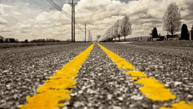 Затварят улици в "Подуяне" заради напукване на асфалтовата настилка