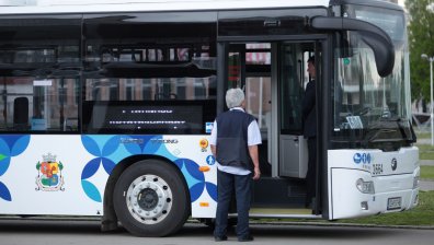 Пушек в столичен автобус свали всички пътници от превозното средство
