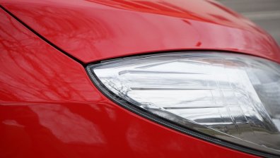 "Не слагате китайски ксенон": Специалисти съветват как да направим фаровете по-ярки