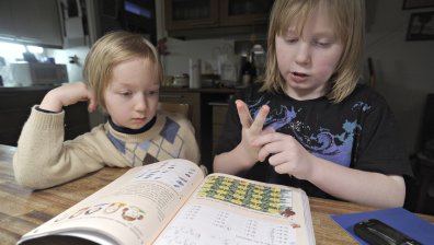 Уникална образователна система прави естонските ученици в пъти по-добри от българските