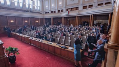 НС дава почти 2 млн. лева за самолетни билети на депутатите