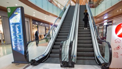 Повече от половината от вас искат засилена охрана и металдетектори в моловете