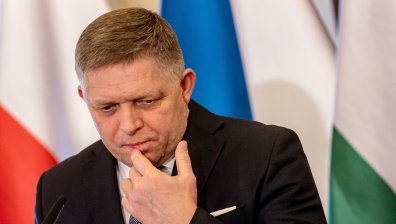 "Най-лошото отмина": Нападателят на Роберт Фицо не е "вълк единак"?