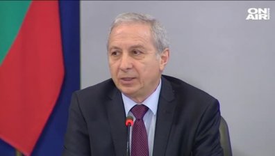 Кабинетът "Герджиков" поиска смяна на началника на отбраната