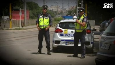 Една история за доброто &ndash; полицаи помогнаха на мъж в беда