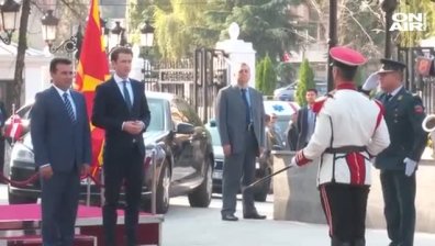 Меркел отива в Скопие - И нея ли ще посрещнат с грешно знаме?