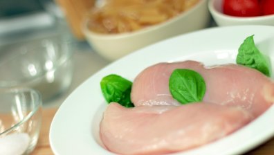 Ядем по-скъпи краставици и чушки, цената на пилешкото също скача нагоре