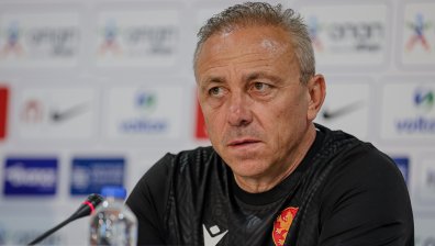 Илиан Илиев за мача с Испания: Трябва да покажем футболни достойнства