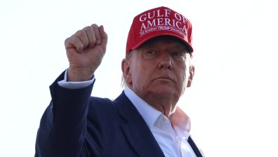 "Най-важният в историята": Сенатът на САЩ одобри "мегазакона" на Тръмп за разходите и данъците