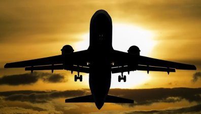 Пандемията "изтри" близо една трета от въздушните маршрути