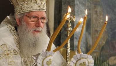 Патриарх Неофит: Нека временните трудности и изпитания не подкопават вярата ни
