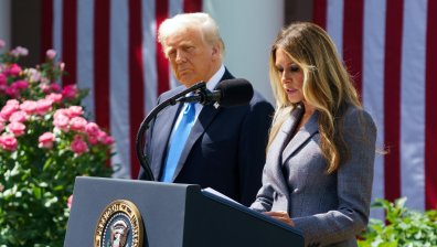 Разкриха какво пише в писмото на Мелания Тръмп към Владимир Путин